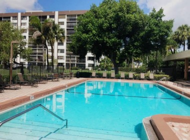 Piscina-rev-1024x768-1024x768